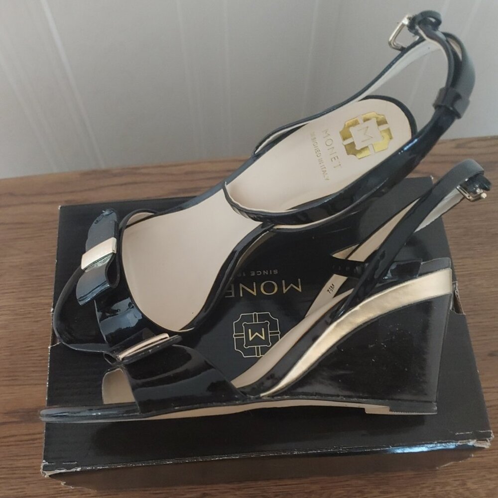 Monet Made in Italy Becca Womens Wedge  Size 7 1/2M